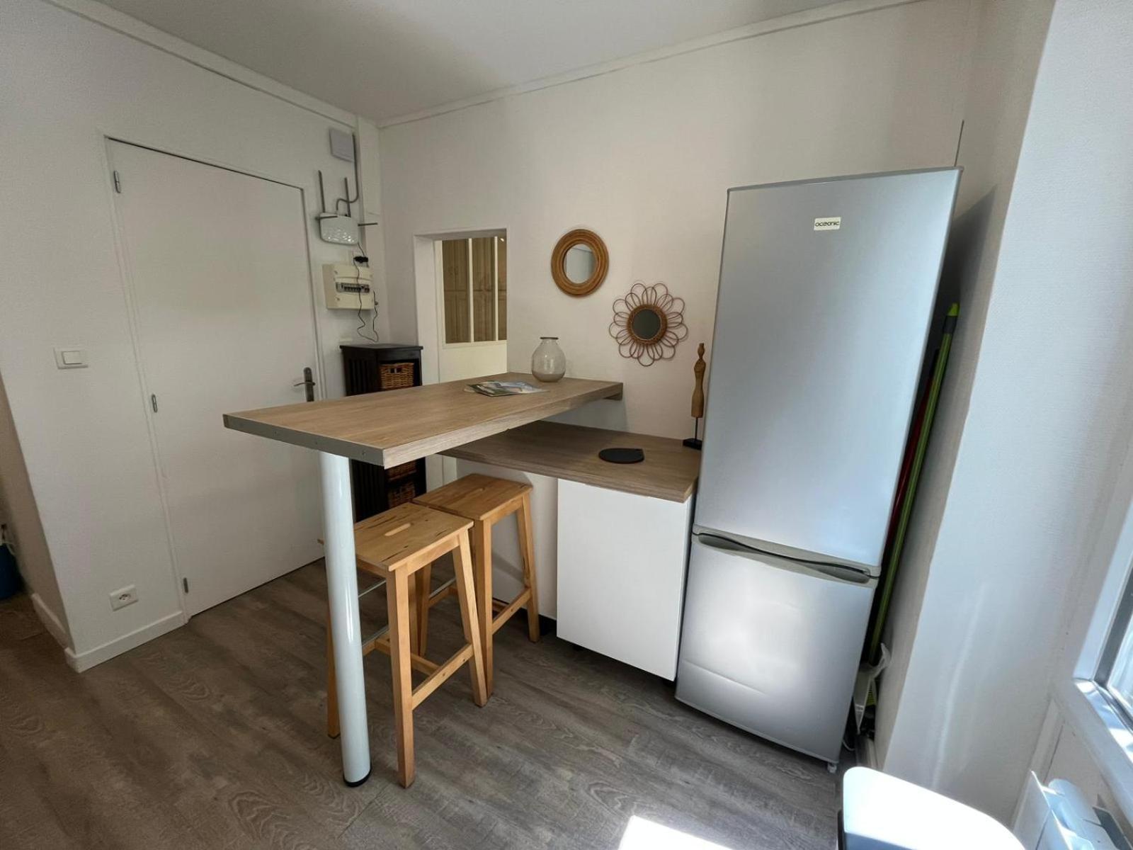 L'Escale Niortaise - Centre-Ville - 10Mn Gare - Wifi - Netflix ห้อง รูปภาพ